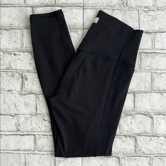 Vuori Studio Leggings - Picture 5 of 12
